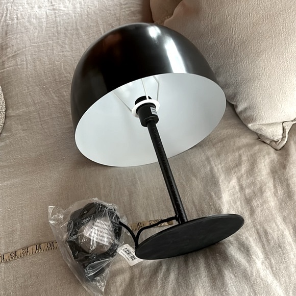 NWT Abigail Ahern Delphi Lamp - Picture 8 of 12